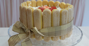 Charlotte aux fraises