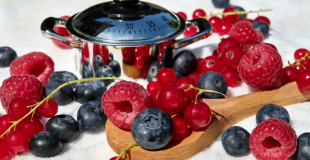 Mes confitures, compotes, fruits séchés, sirops... De M.Chioca et D.Paslin